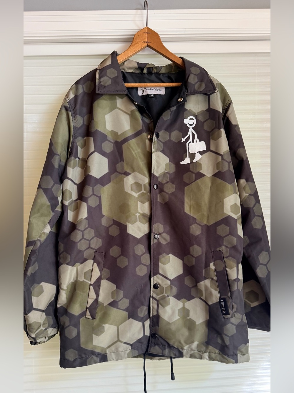 ***Rare find: Franchise Skinny Hex Camo Windbreaker- Men's M